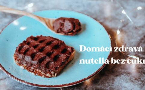Domáca zdravá nutella z lieskových orieškov bez cukru. Vegánska low carb.