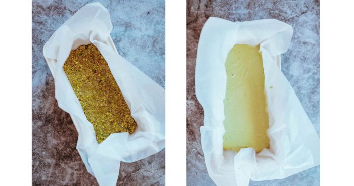 Korpus a náplň pistáciovej raw torty – korpus a náplň nepečenej torty. Stačí rozmixovať pistácie s ďalšími surovinami.