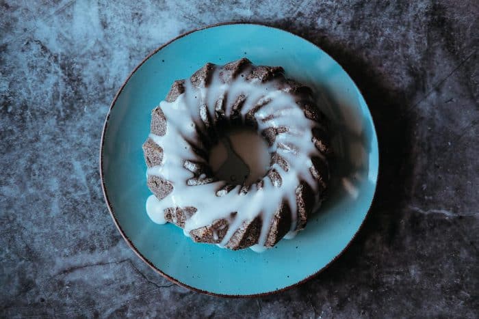 Hotová maková bábovka.