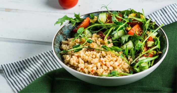Bulgur je výživovo bohatý, hodí sa aj do šalátov.