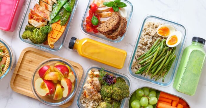 Príprava jedálničku na celý týždeň vám ušetrí čas a nebudete jesť polotovary z obchodu.