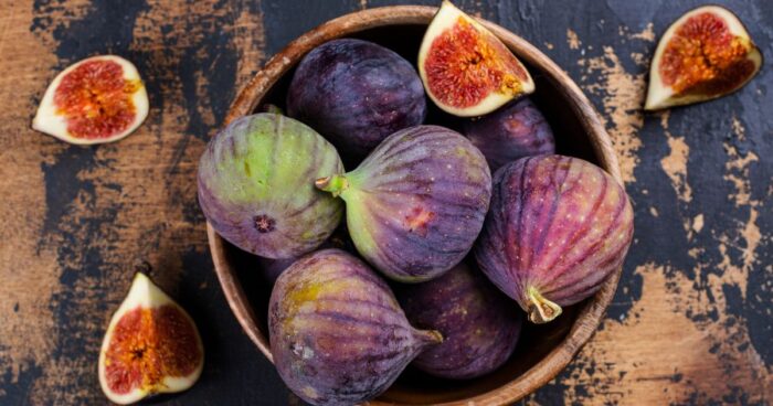 Figy obsahujú veľa vitamínov, a to konkrétne B1, B2, B3, B5, B6 a vitamín C a E.