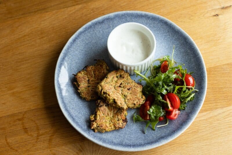 Najlepšie cuketové karbonátky bez mäsa pečené v rúre.