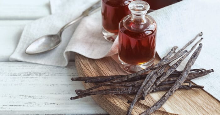 Vanilková aróma verzus vanilkový extrakt.