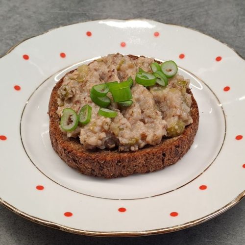 Recept: Falošná škvarková nátierka z pohánky