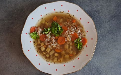 Recept: Najlepšia pohánková polievka so zeleninou