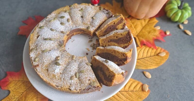 Hrnčeková tekvicová bábovka.