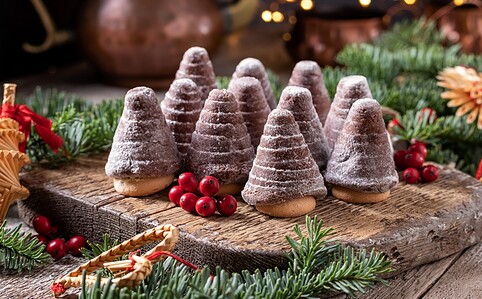 Najlepší recept na luxusné a jednoduché orechové osie hniezda.