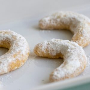 Najlepšie vanilkové rožteky ako od babičky: Tradičný recept s orechmi.