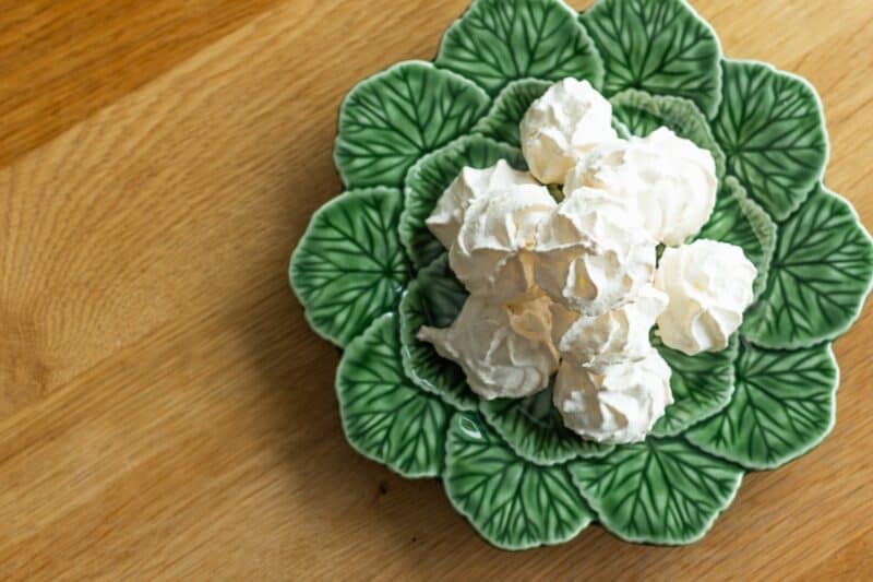 Najlepšie kokosky sú zo snehu vyšľahaného nad parou.