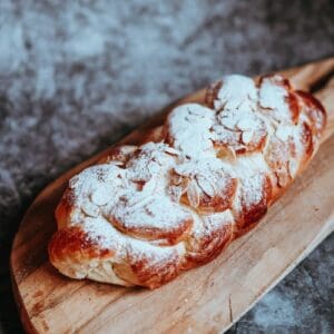 Najlepší recept na luxusnú, nadýchanú a jednoduchú vianočku ako od babičky.