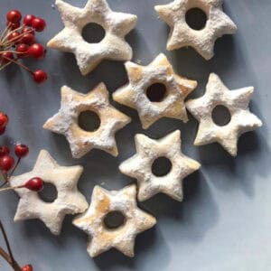 Recept na krehké vínové koláčiky.