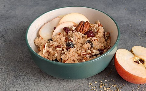 Kuskus na sladko s jablkami