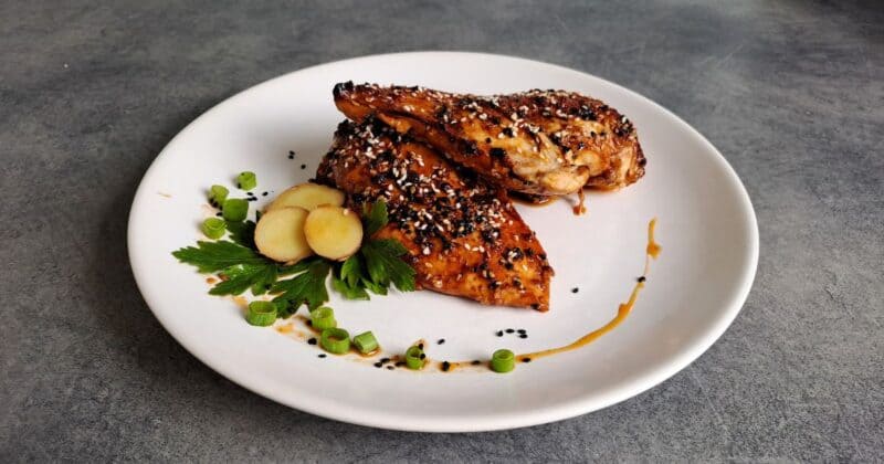 Najlepšia marináda na kuracie mäso na grilovanie so sezamom