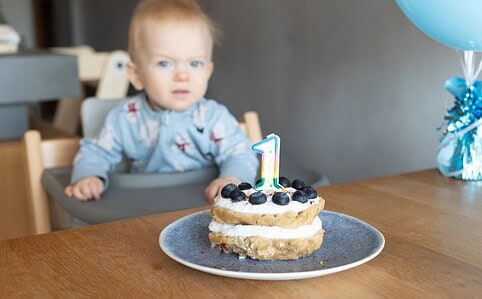 Vegánska torta bez cukru pre batoľatá