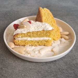 Vláčne Raffaello rezy s tvarohovou krémom