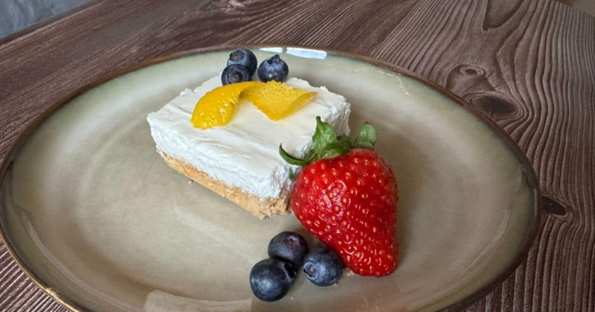 Recept: Najlepší citrónový cheesecake s kešu a ovocím