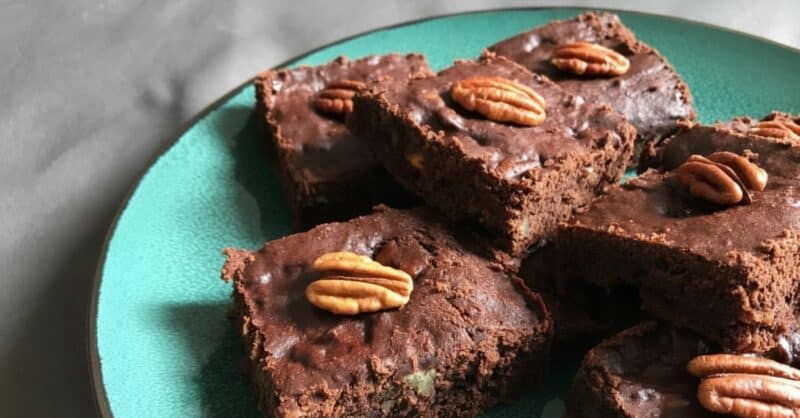 Ako upiecť banánové brownies.