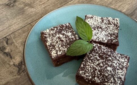 Recept: Zdravé cuketové brownies s kokosem
